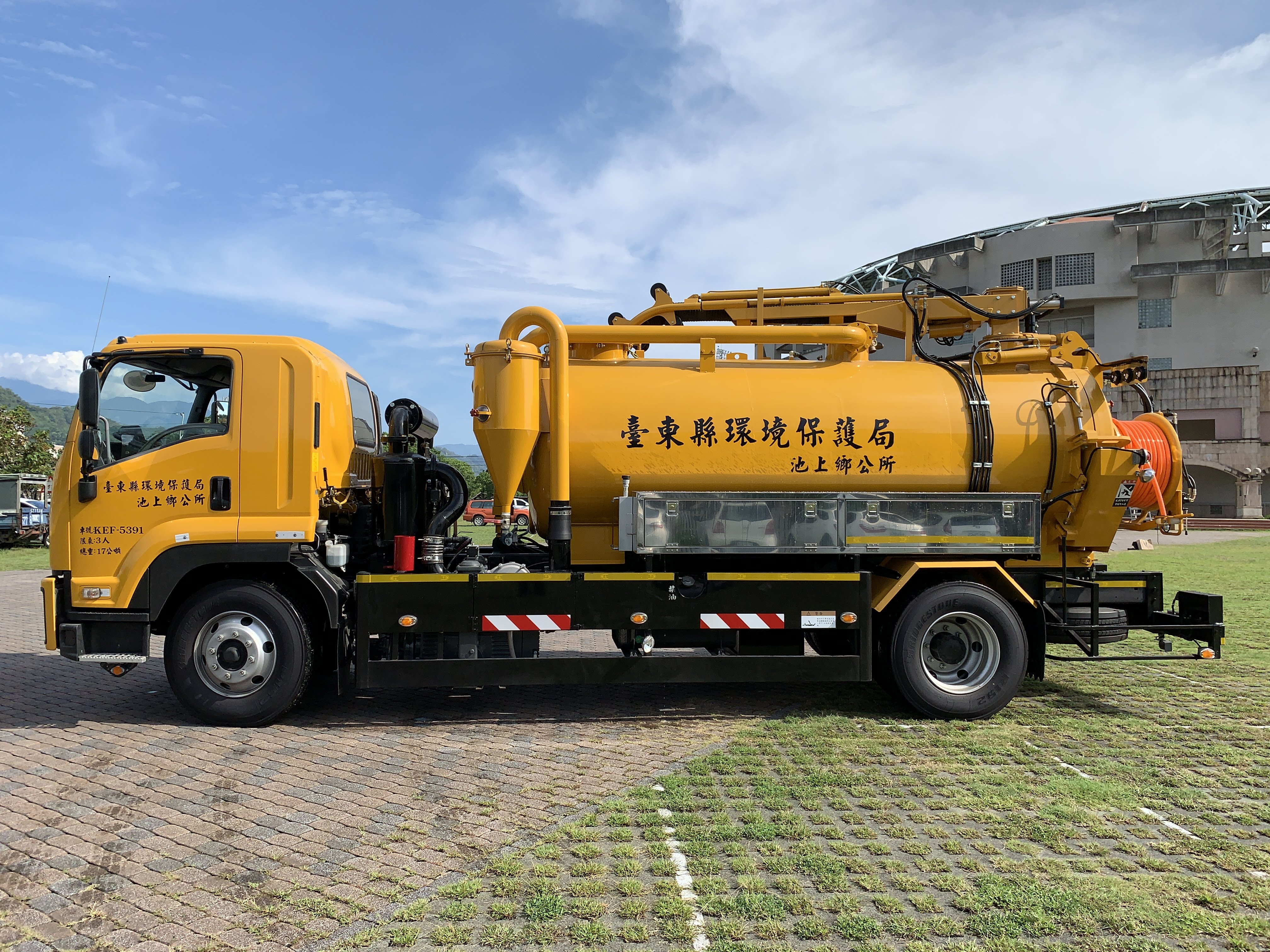 清溝車(水肥車) - 大來重工